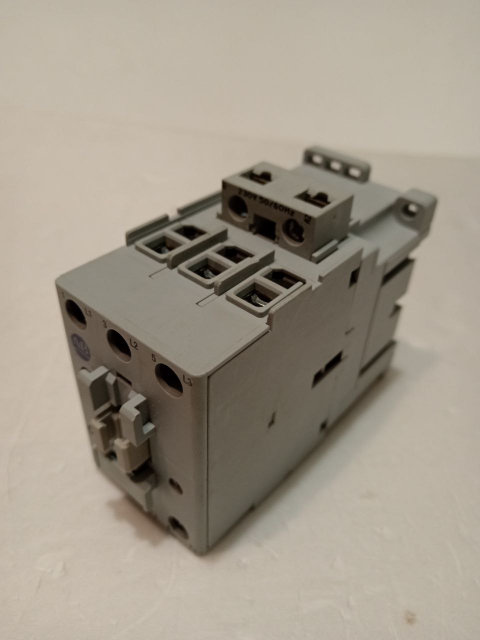 100-C30KF00