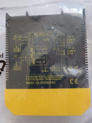 Turck 7545070 MK91-12-R/230VAC